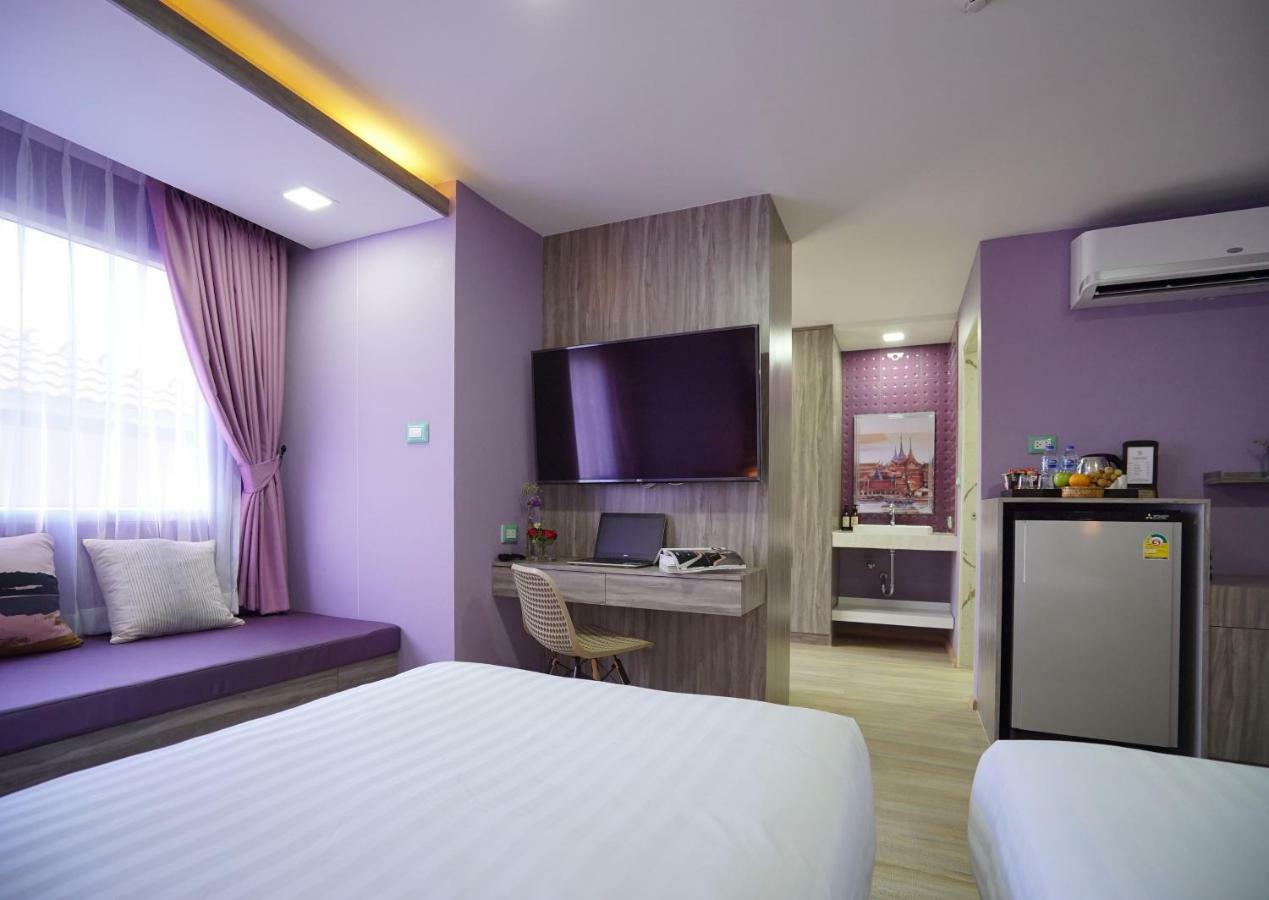 The Qube Fifty Hotel Bangkok Exterior foto